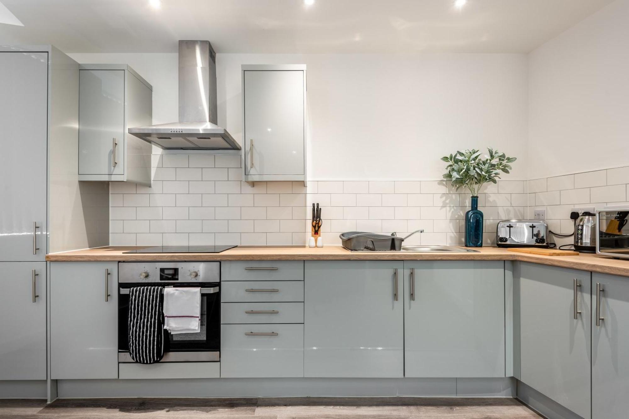 Lovely 1 Bedroom Apartment In Central Rotherham Exteriör bild